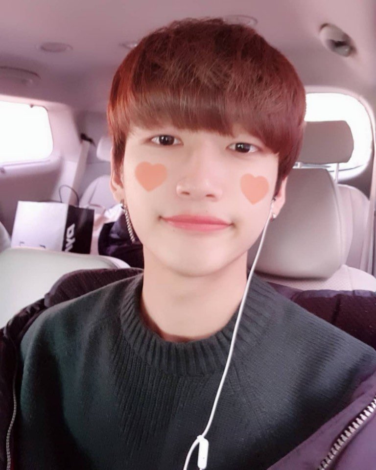 just_tae00's tweet photo. 머리는 동골동골해가지고 ㅠ https://t.co/bGvvmgmWq8