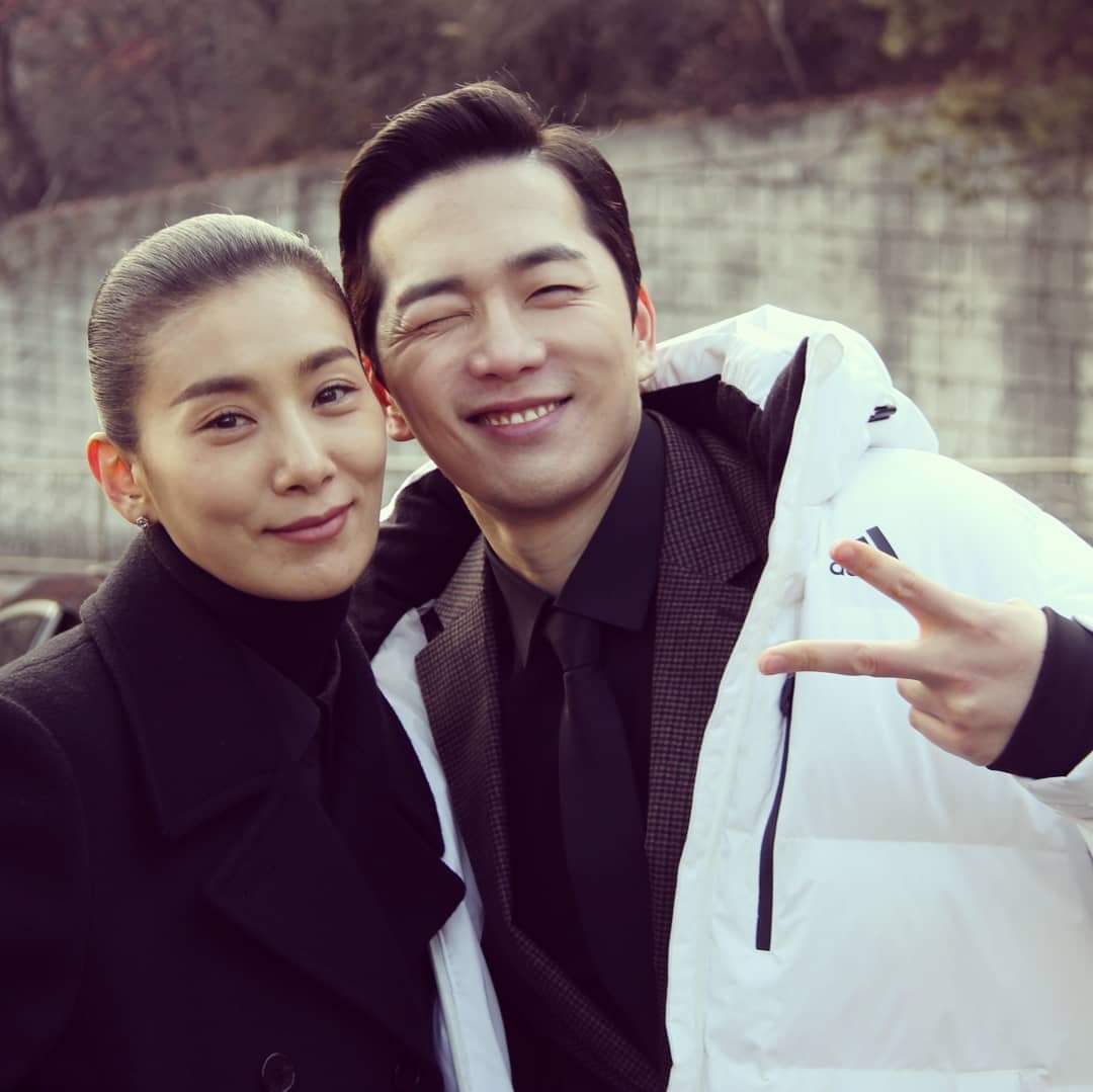 Младший сын магната дорама. Дорама 1 серия. Младший сын магната. Дорама младший сын магната 2022. Младший сын конгломерата дорама.