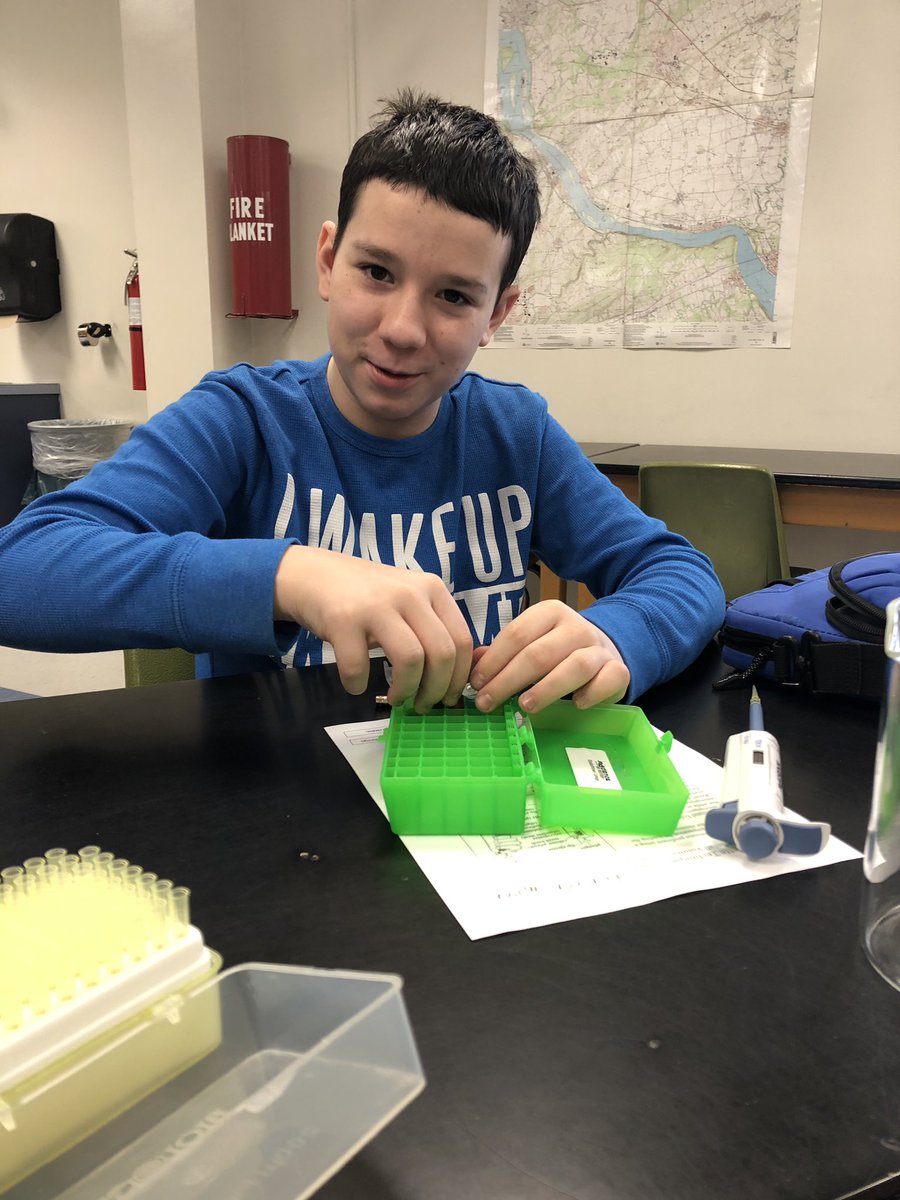 #EtownAreaMS Do you know what “electrophoresis” is? Preparing for an exciting lab to take place tomorrow! More pics to come!
