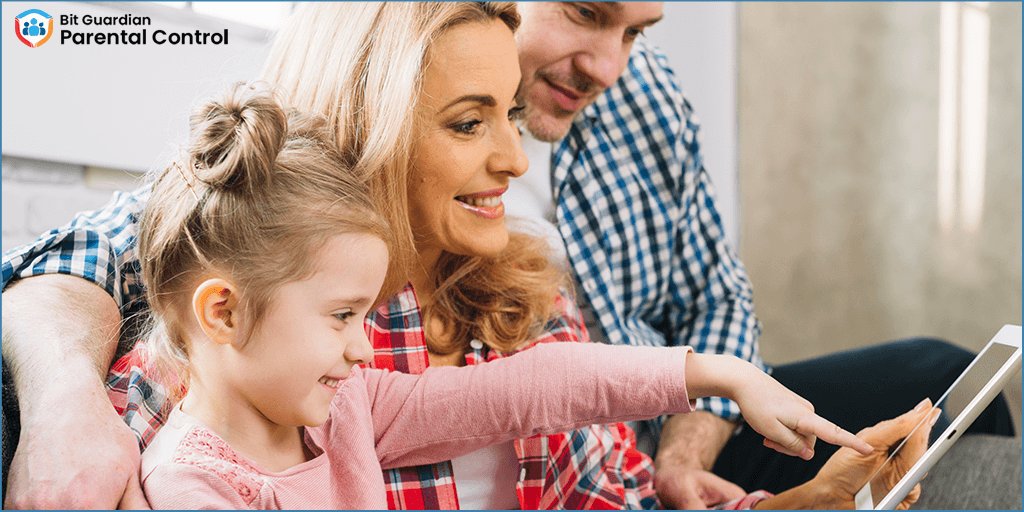 Bit_Guardian's tweet photo. Help your kids develop healthy habits by improving your tech habits. Smartphones can be a great tool for children in numbers of ways. Try Bit-Guardian App for ⭐️FREE!⭐️ https://t.co/1BkZ9mX6tF
#smartphones #boundaries #screentime #learningtool #lockscreen #bitguardian https://t.co/CvpoR3bIQx
