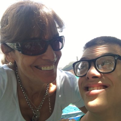 CloMonasterio's tweet photo. #NuevaFotoDePerfil https://t.co/5FbojmevzU