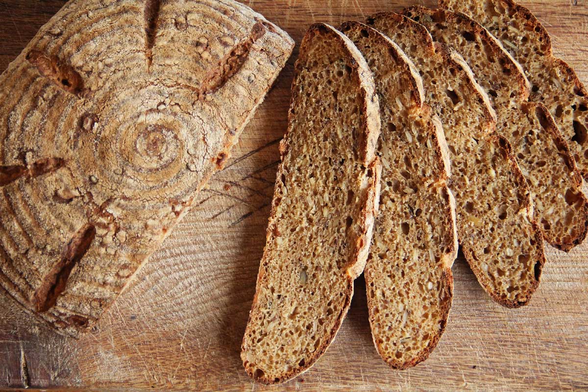 VirtuousBread's tweet image. The @RealBread Campaign have some fantastic articles on traditional baking and its importance, like this one about heirloom bloomers... sustainweb.org/realbread/arti… … #artisanbread #heirloombread #learnhowtobakebread
