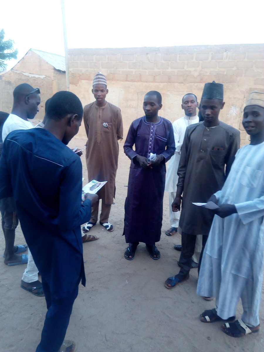 Muhamma91998763's tweet photo. @dia_ngr supporter group onther @DIA for president 2019 door to door solution to the nation https://t.co/XbjeQUlLjj