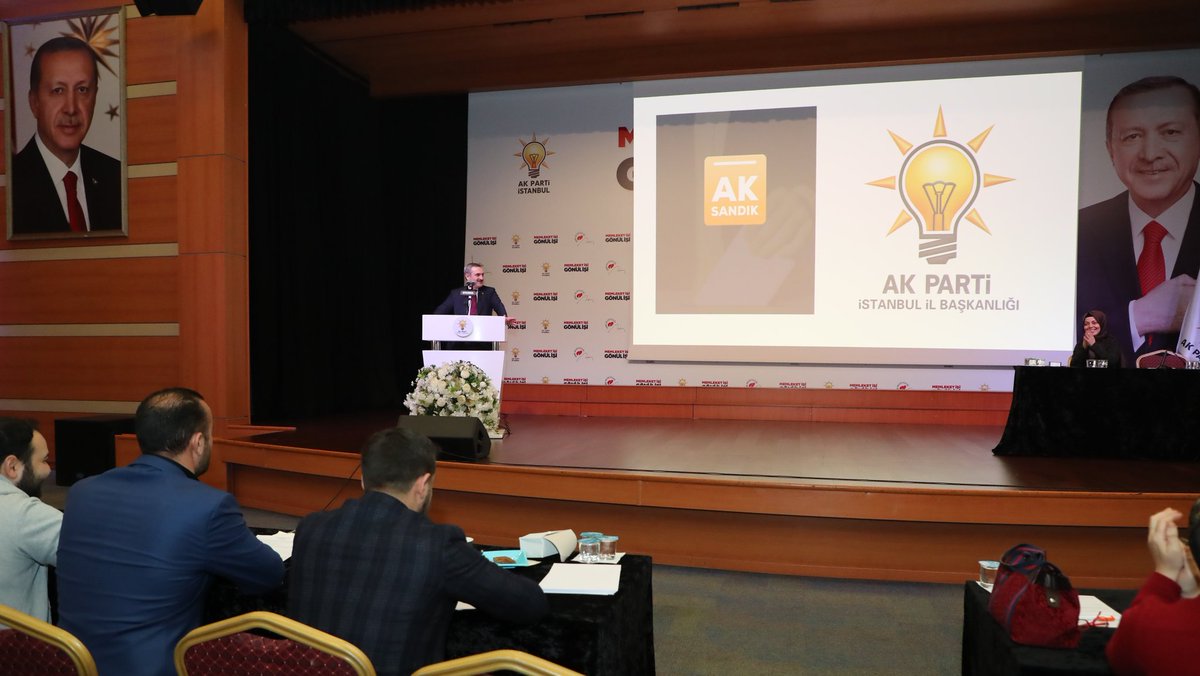 bayramsenocak's tweet photo. Ar-Ge Birim Başkanlığımızın düzenlediği İlçe ve SKM Bilgi İşlem Sorumluları AK Sandık ve Vidyokonferans Uygulamaları Eğitim Programı'na katılarak 31 Mart Yerel Seçimleri'ne yönelik çalışmalarımızı değerlendirdik. https://t.co/fUwE3zSKIJ