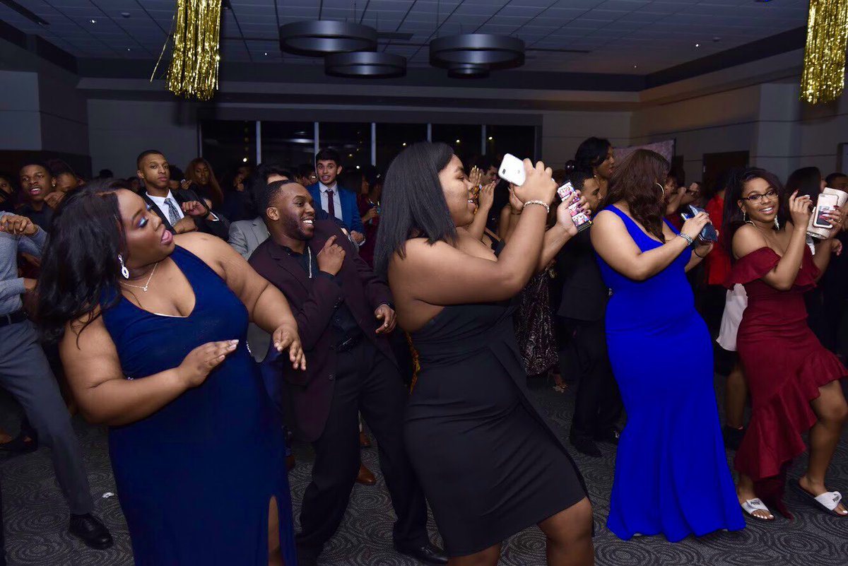 BATU_UD's tweet photo. The tradition continues! 2nd Annual BATU Black Excellence Ball is in the history books. Thank you to everyone who helped make the night a success! Let's celebrate all black history month long! ✊🏾 (📸 BATU Historian: @Qmantman) https://t.co/xrOg6HSb7R