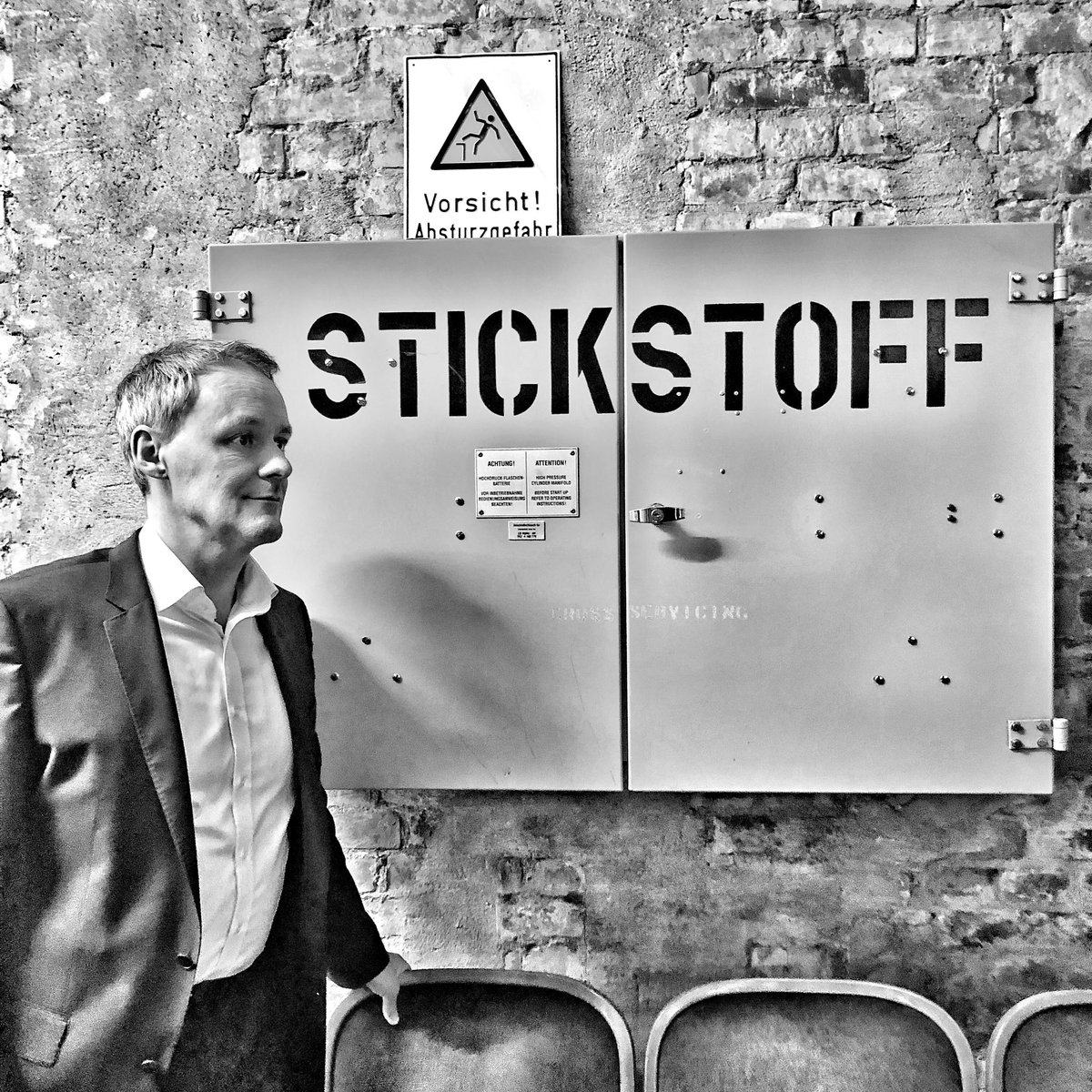Zukunftmacher's tweet photo. Waiting for the sharks #transformationswerk #DAPitchEvent #digitalacademy2019 https://t.co/bk0YUFoVPN