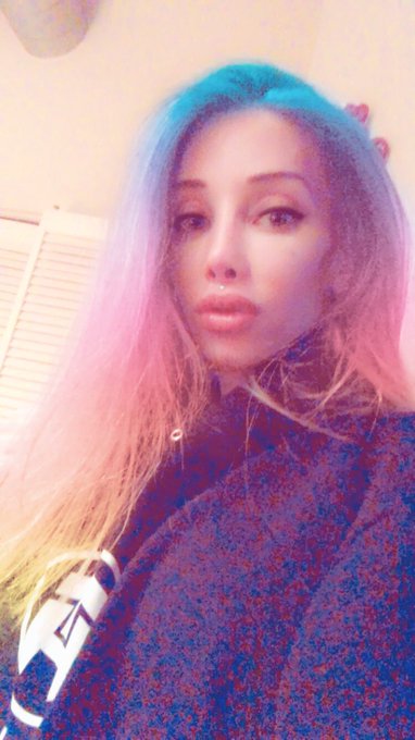 Good Morning! #rainbow https://t.co/Do8Pua4f5S<a href="/tag/rainbow"class="tags">#rainbow</a>