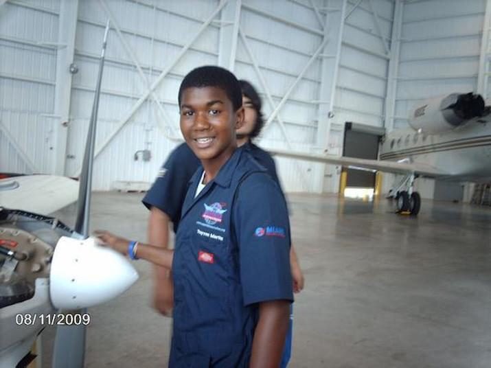 DemetriaObilor's tweet photo. This sweet child would have turned 24 today.
Rest in Power, Trayvon Martin ❤️ https://t.co/NqCOJW8JB1