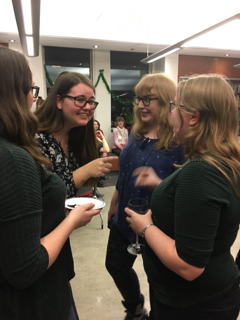 Trasna24's tweet photo. Bíonn craic mhaith againn sa roinn. Seo muid ag Céilí na Nollag!

Some photos from our Christmas Céilí - never a dull moment here @canadian_irish 

@GaeilgeMontreal #TrasnaNadTonnta #Ceanada #Gaeilge https://t.co/8zXpWD7vvE