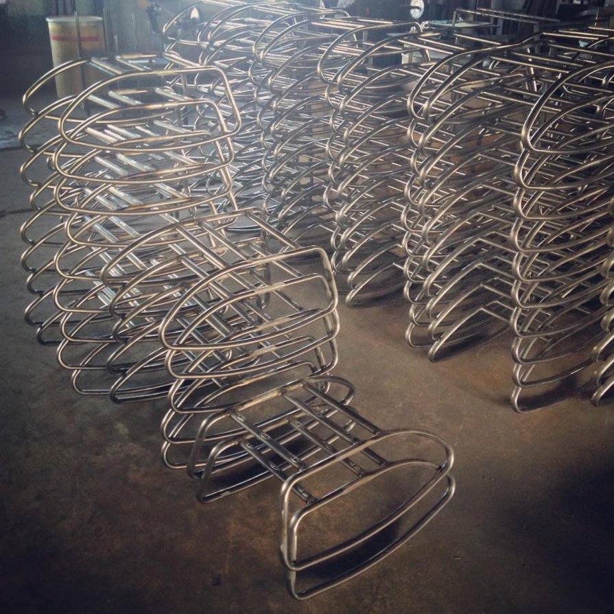 IOA_Furniture's tweet photo. #ioafurniture #healthcaredesign #healthcare #interiordesign #hcdmagazine #contractmagazine #MRL #breeze #rocker #bases #metalworking #furnituredesign #lighting #contrast https://t.co/e6oPufnPhe