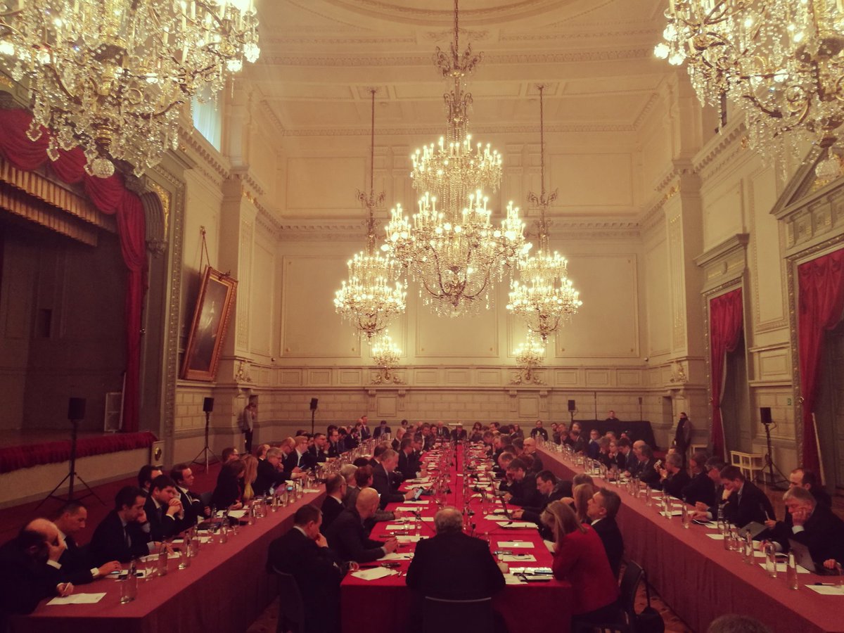ecso_eu's tweet photo. Thanks to VP @Ansip_EU for sharing @EU_Commission's vision on Europe's Cyber Future at our High Level Roundtable 💡  #cyberfutureEU https://t.co/80JWaSNrQA