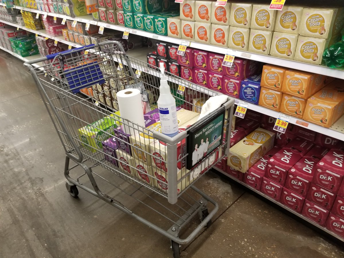 SpeedLancer's tweet image. #GroceryProTips When you damage a liquid product in the store, leave it on the floor and tell an associate. DO NOT put it back on the shelf so it can leak o to other products, which most likely will have to be thrown away.