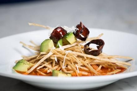 RestauranteDon5's tweet photo. La comida mexicana conquista el mundo. En el centro de Bilbao puedes comprobarlo visitando el Don Mario. Acércate, te esperamos. https://t.co/b0Yh62iTnr vía @eluniversalmex #comidamexicana #tacos #cosaschingonas https://t.co/CLr4Xlb7Vk
