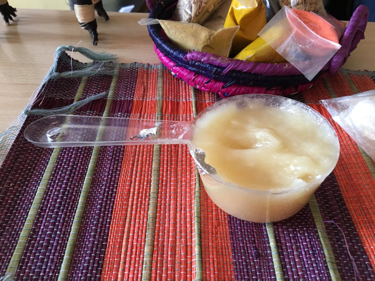 quiritcurie's tweet image. De retour de Madagascar, Shayna nous fait goûter un miel très rare : le miel de litchi. #classedugout