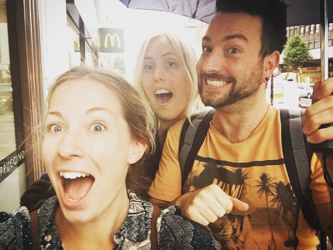 ianstracks's tweet photo. #ThrowbackTuesday found this great post backpacking photo in rainy London of @laurenraymusic @ItsBerniiCarr and I on the hunt for coffee #adventures #ihavethebestfriends #creativepaths https://t.co/KrbUrYdrSd