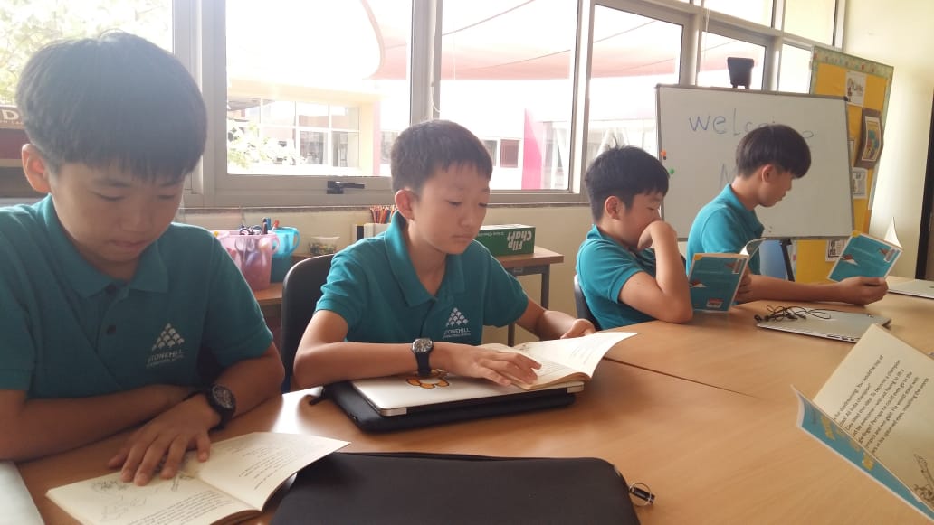 PremsonSaleth's tweet photo. Read Aloud with M1 Students
We strongly believe that "There is no substitute for books in the life of a child", by Mary Ellen Chase #WorldReadAloudDay #SISreads #SISlearns https://t.co/7ELwUqdHgh