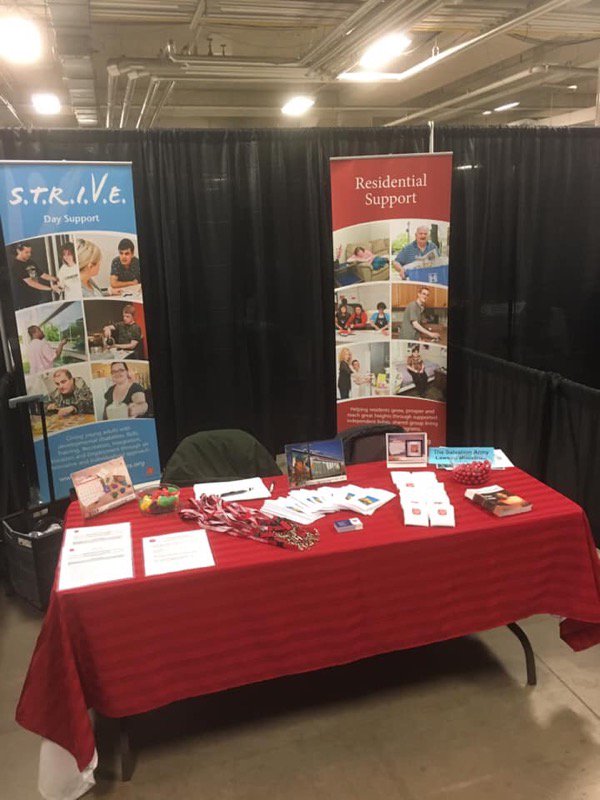 salmhamilton1's tweet image. Were down at the connect to careers job fair at @FirstOntarioCU in Hamilton!  Come see us between 10 and 3! #hamont #careers #jobfair