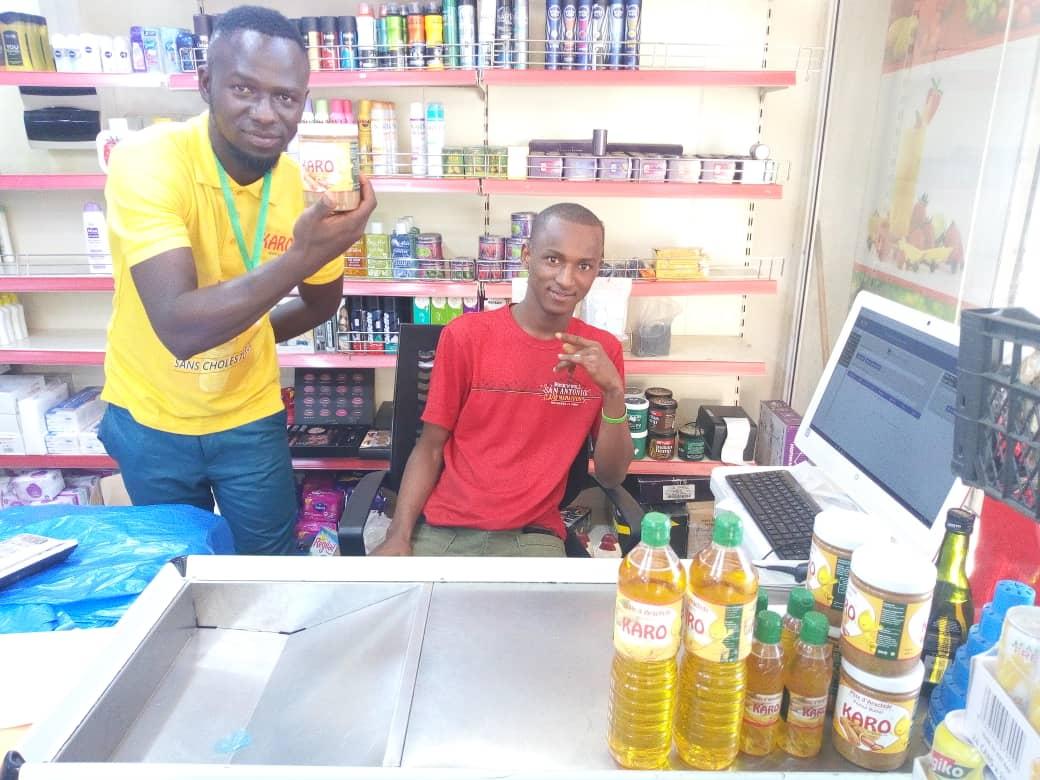 Karoguinee's tweet photo. Les produits KARO en ventes chez kupaline market.
Karo la seule véritable huile d'arachide produite en Guinée.
@LesLocal @SADEN_GN @espacefm_gn https://t.co/kJpsgP2iB2