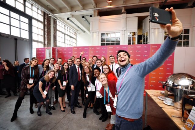 With the Young Leaders of Industry - 
Good discussion on R&amp;D, artificial intelligence and many other future challenges for industry! #YLIF #EUIndustryDay #AI