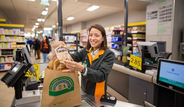 mkdirecto's tweet photo. Mercadona pondrá punto y final en abril a las bolsas de plástico https://t.co/vSjbZVPL8S https://t.co/cOdI3wFQQb
