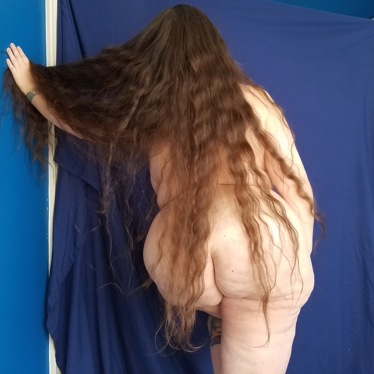 BbwRapunzel's tweet photo. I am doing the nap, cam, nap thing today before work..  I hope you can join me in at least one of those things.. for the cam part, I"ll be online in about 20 minutes or so.  https://t.co/h0Hx08MH9T https://t.co/zDmAgxw6ZT