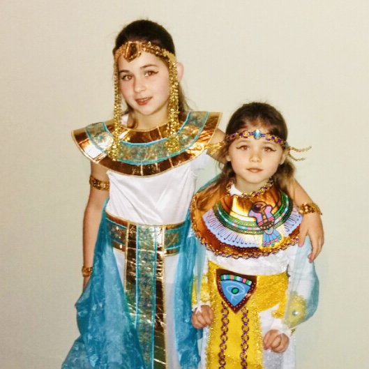 CardsRedback's tweet image. Amidst the lovely madness of Spring Fair 2019 and with all that going on, school decide we need to dress our children for an Egyptian day #multitaskingmom!☑️

@SpringAutFair #worklifebalance #multitasking #schoolproject #tuesdaymotivation #nextdaydelivery #redbackcards