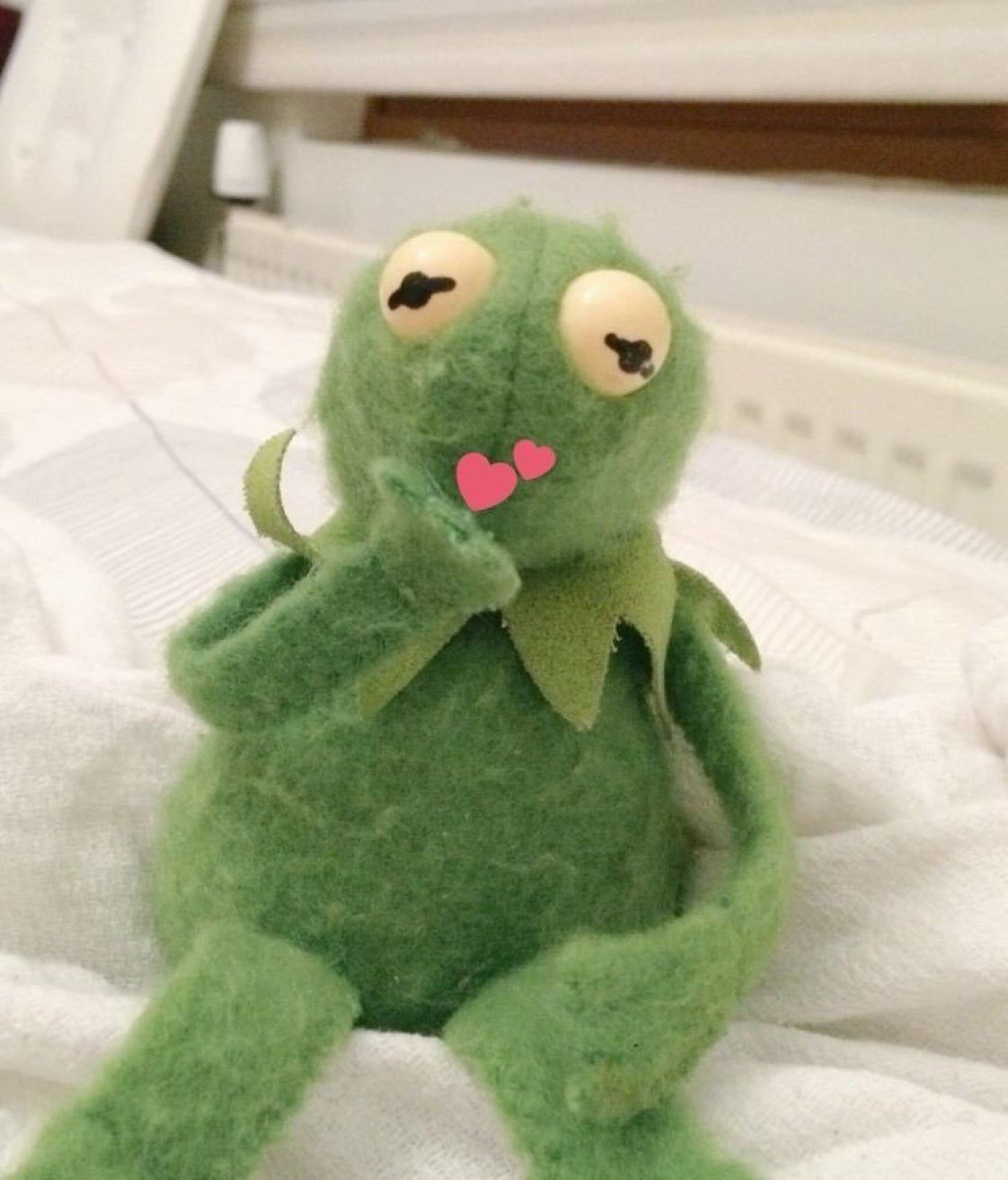 HAPPY BIRTHDAY TO DARREN CRISS WHO I LOVE VERY MUCH AND I HOPE IS HAVING A VERY SPECIAL DAY 