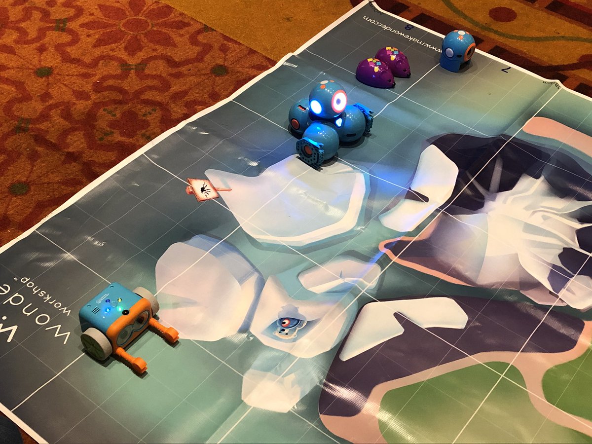 KWhite_PLE's tweet photo. Having fun getting to play with a Botley!! #amazingatPLE #sdeevents @lauraboulet_PLE @ElizabethFagen @MHodges_PLE @HumbleISD_PLE @SDE4Educators https://t.co/hVViAdwOcI