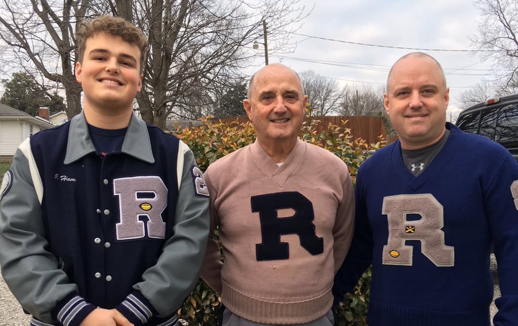 ReitzJournalism's tweet image. #REITZ100: Generation after generation have sent their children to Reitz over the school's 100-year history. “As far as I’m concerned, that’s the only high school in Evansville,” one person said. “We’ve had four generations graduate from Reitz.” bit.ly/2SgCLWE