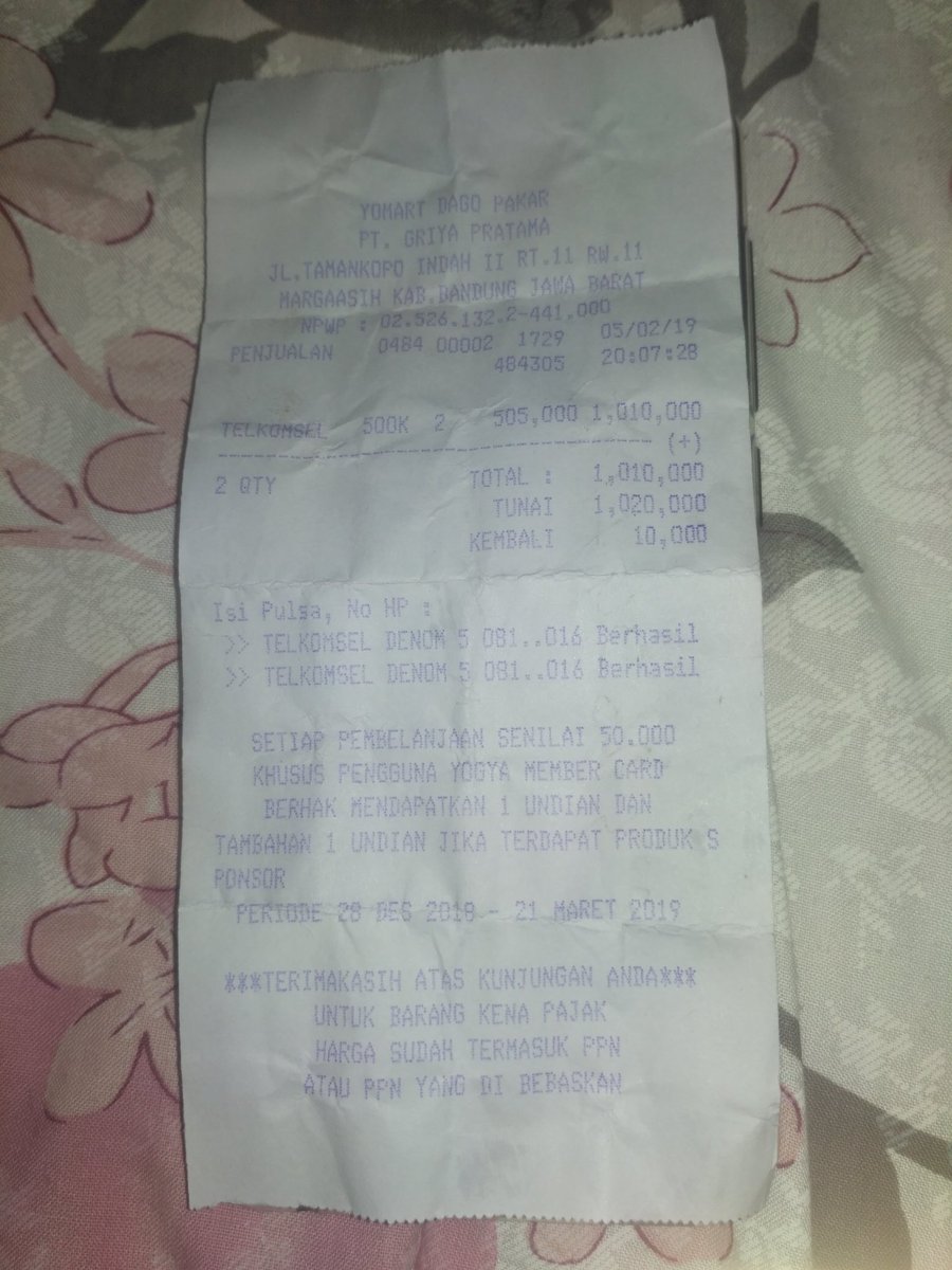 yuyuzron's tweet photo. untuk bukti rekaman saya tidak punya tp untuk bukti pengiriman pulsa ada, semoga bisa dijadikan acuan bahwa pengaduan ini benar adanya.
Segera ditindak lanjuti trims. https://t.co/5Gk0ufI4LH