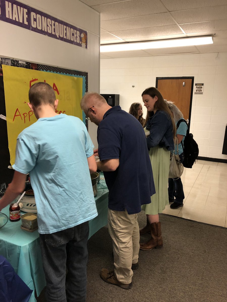 PurdyFBLA's tweet photo. It’s FBLA WEEK!  Monday was Teacher &amp; Member Appreciation Breakfast https://t.co/LcEQ57MUGX