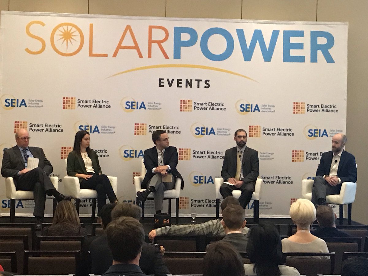SPIConvention's tweet photo. First round of breakout sessions begins! Great discussion on who is the natural owner of #energystorage during the Economics of Energy Storage Applications panel at #SolarNE. https://t.co/ElvLNel6ly