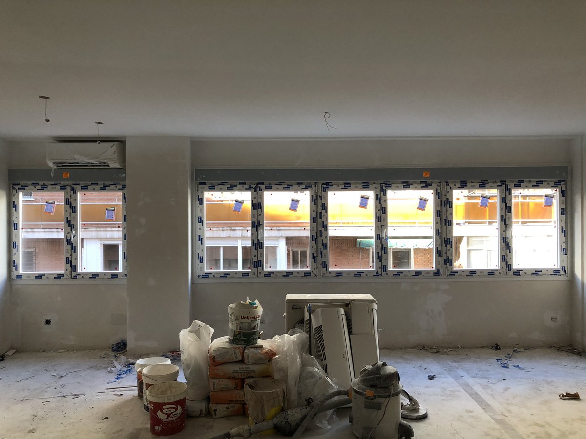 Mavero_pvc's tweet photo. Instalación de ventanas de #pvc @Deceuninck_ESP serie #zendow con Cristal #planitherm sustituyendo 36 hojas de aluminio de ventanas y contraventanas, mejorando su uso y #aislamientotermico de la vivienda. Cajones #eurodecor de @Gimenez_Ganga
#deceuninckpvc #aislamiento #ventanas https://t.co/WExIEJLFQN