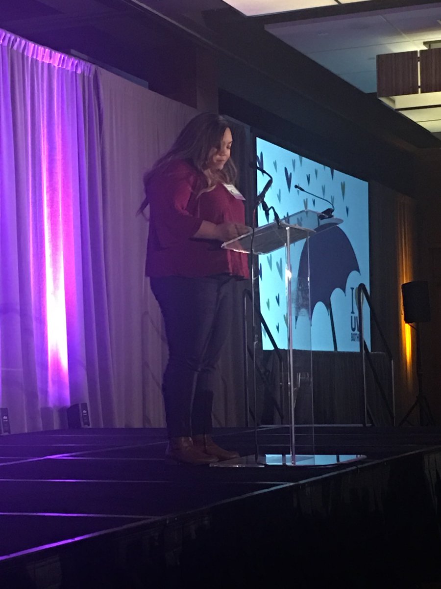 AriasMelissa4's tweet image. Inspiring students advocating for access to education ⁦@UWBothell⁩’s I 💜 UW Bothell Scholarship Luncheon.  #iheartuwb #uwbothell #scholarships