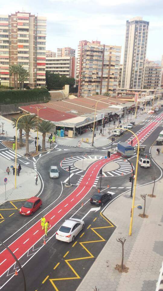 PPBenidormFake's tweet photo. Hemos contratado a Paquí Pallá SL para hacer el carril bici de Benidorm https://t.co/C7jg2DQJBi