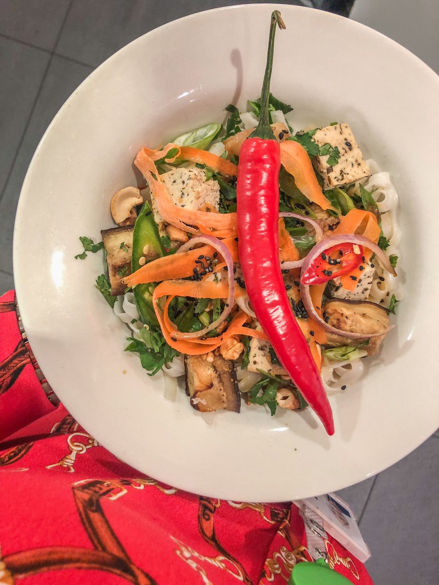 Karol Mart Penteado tweet media