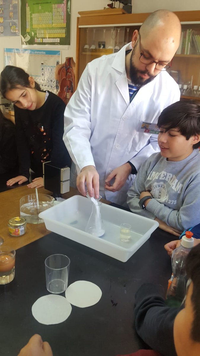 SMAMadrid's tweet image. Sigue la #SMAx100cia con los #experimentos y  #LogicalGame .