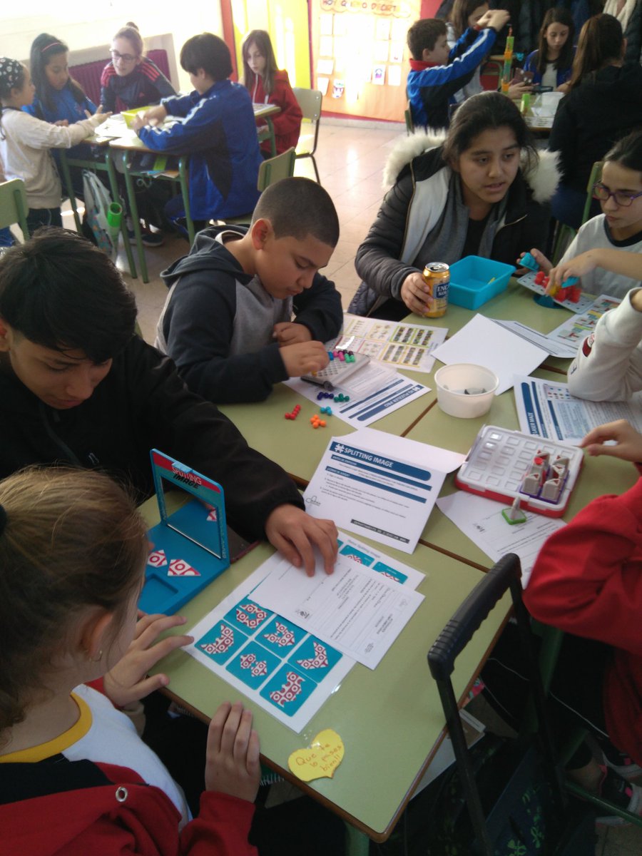 SMAMadrid's tweet image. Sigue la #SMAx100cia con los #experimentos y  #LogicalGame .