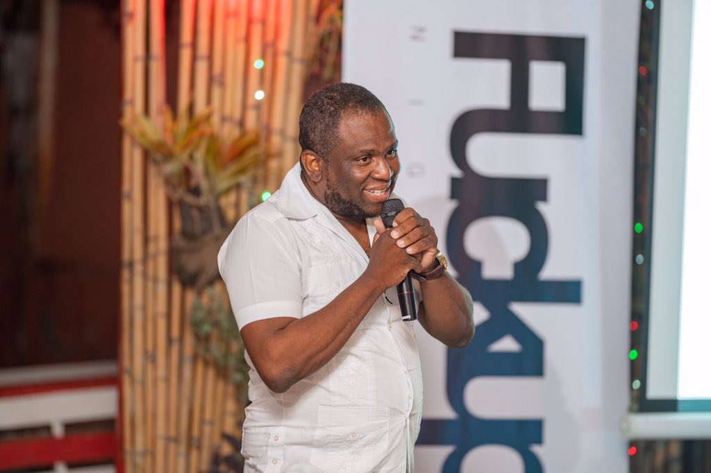 FUNPaP's tweet photo. #FuckupNights Vol.10 s’est déroulée Jeudi dernier sous le thème «Impact des troubles socio-politiques sur l’entrepreneuriat». Sephora Pierre-Louis, Fedriss Jerome et Reginald Cineas ont partagé leur expérience d’échec dans une ambiance cool et authentique. 📸@HaitiBrand https://t.co/zJdwhInbzG