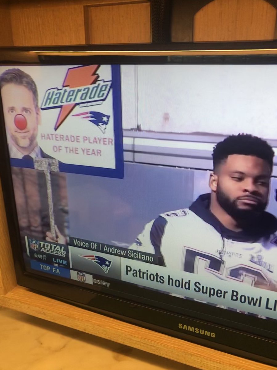 kimmisars's tweet image. Patriots Parade in Full Effect! 
#PatriotsParade
#EverythingWeGot 
@Roberts_52 
#maxkellerman 
#hateraid