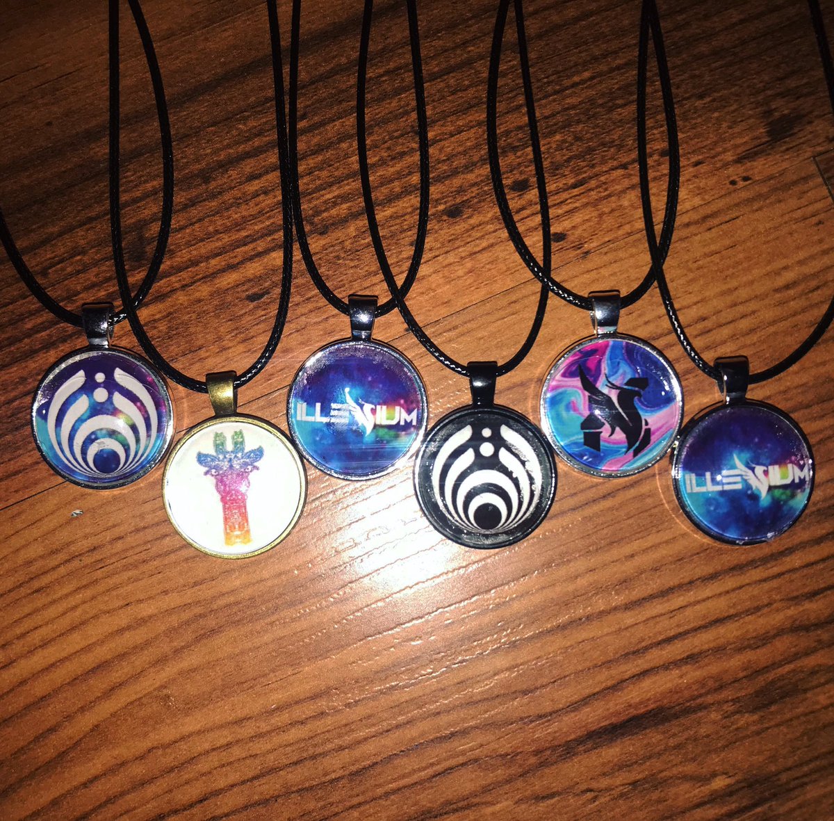 Creations by Demi tweet media