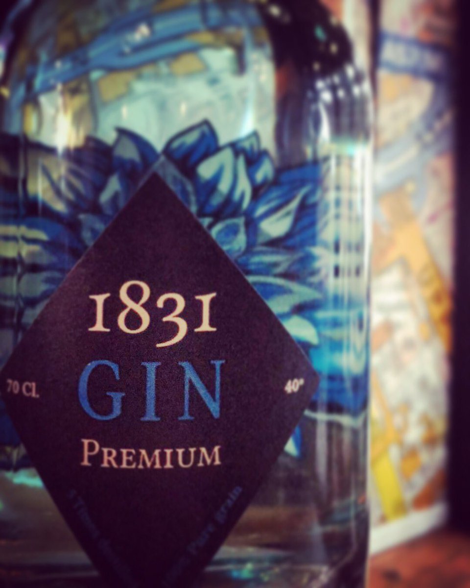 TheGinBible's tweet photo. Happy Tuesday #Manchester! 

It’s #gin o’clock, so join us tonight and try one of our latest releases @TheAtlasBar 🍸 🎉

@hennersvineyard @MuffLiquorCo @MCR_ginUK @BoutinotWines 
#MakeMineADouble https://t.co/MbMsHAhbg1