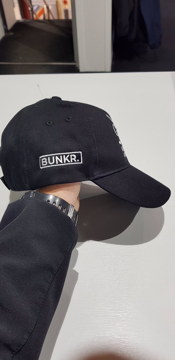First look at our Bespoke BUNKR. Cap for Headington Golf Society!! 🔥🔥

Looking for Bespoke Society/Group Clothing and accessories? Drop us a message! 

#BUNKR #BUNKRGOLF #societygolf #golf #ukgolf #golfers #golfhats