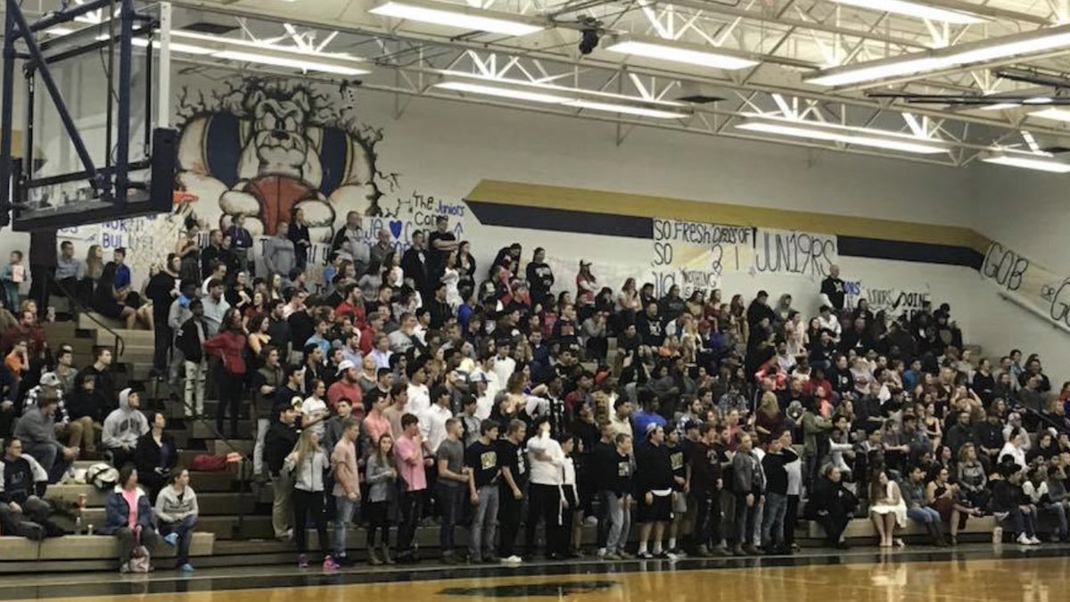 FHSBasketball11's tweet photo. Tonight! 
Fairdale vs Valley at Valley
Big District game...... 
#Sixthman bring it tonight! @FHSdawgpound_  @Fhs_Pep_Club 
@Dawgs_Athletics https://t.co/63twd2Z7o0