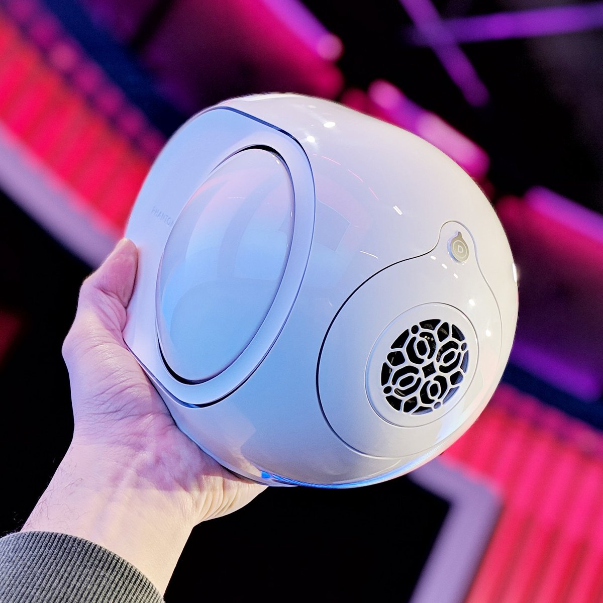 unbox therapy devialet
