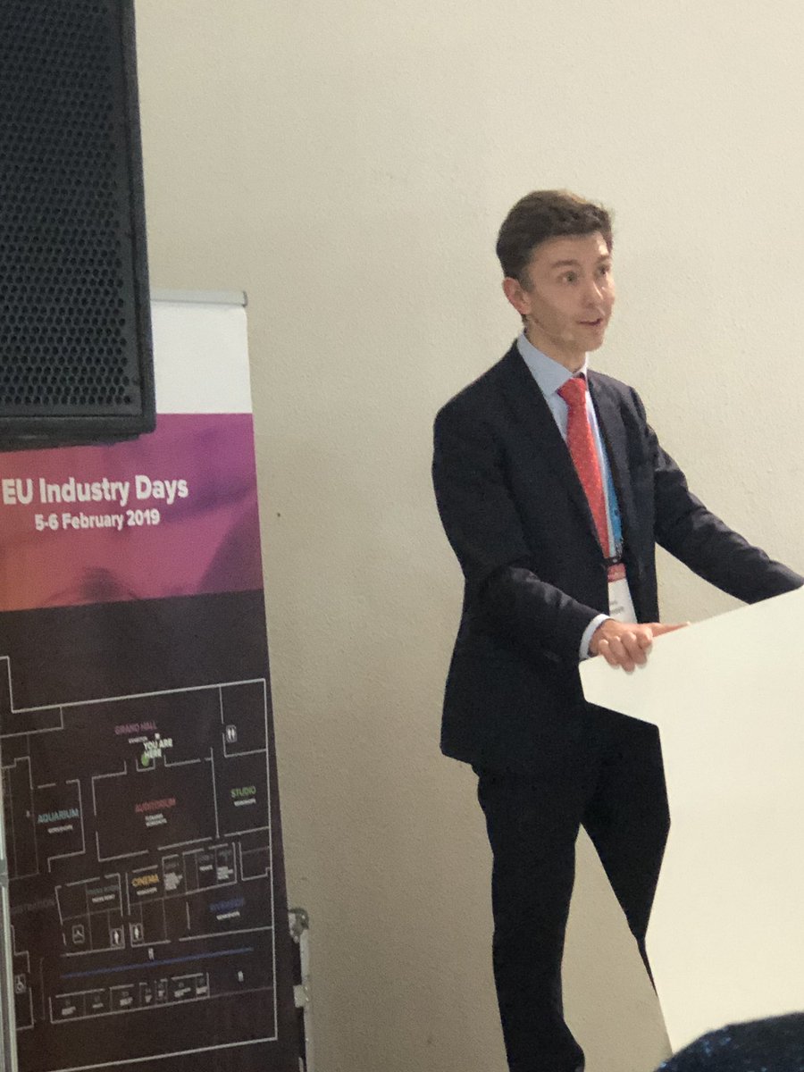 Closure of Day 1 of #EUIndustryDay by Julien Guerrier - Director of EASME and Invitation to the participants after a long day of inspiring workshops to meet many interesting breakthrough companies at the Exhibition Hall of the EU Industry Days.
@EU_EASME @EEN_EU @JGuerrier_EU