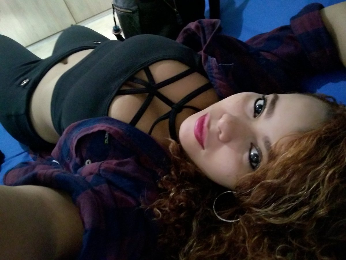 SamanthaCorreaP's tweet photo. I want u today 😋
#samantha #samanthacorrrap @StreamateModels #streamate #relaxing #naughty #naughtythoughts #sexygirl  #streamate #readyforu https://t.co/nG7RHVKfTb
