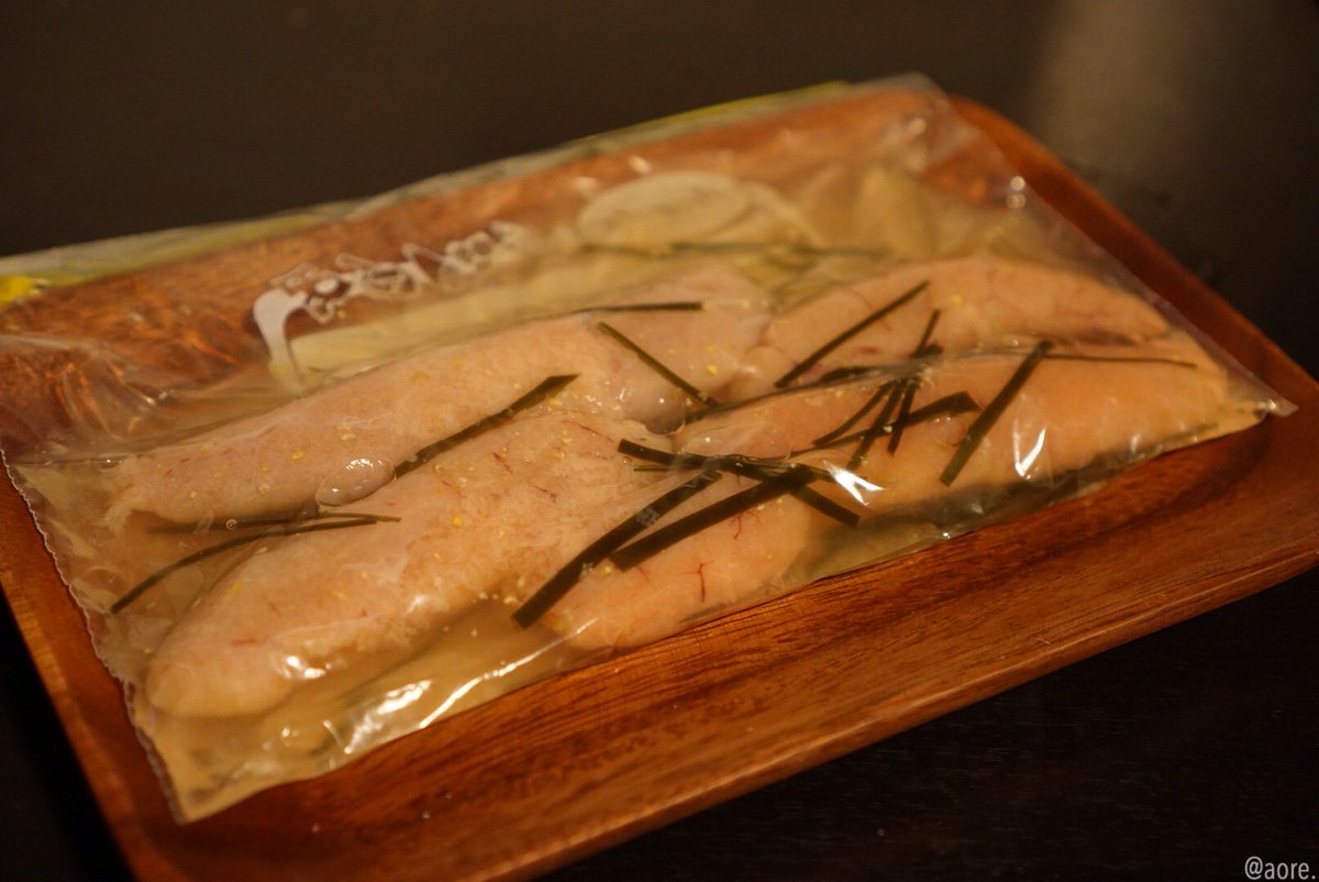 Aore もうこれ事件なんですけど 明太子ができました 本当はもう少し熟成期間がいると思うのですが 我慢できなくなり味見を もうめっちゃ明太子 食べたかったあの味です 期待してなかったフリーズドライゆずが効いてる様子 粒は小さめですが