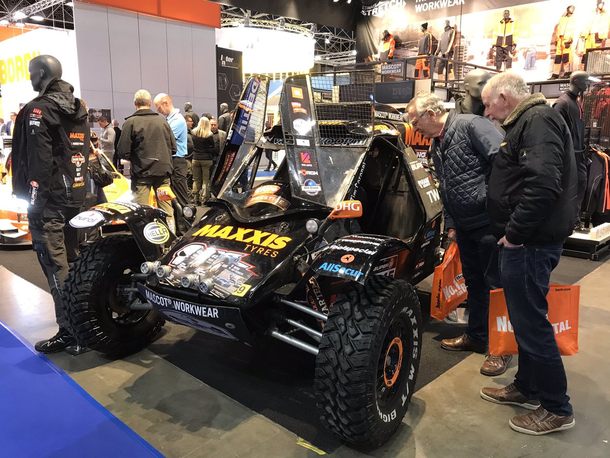 ikriegsman's tweet image. Zag vandaag op de #Bouwbeurs een bijzondere auto ! #timcoronel #tomcoronel