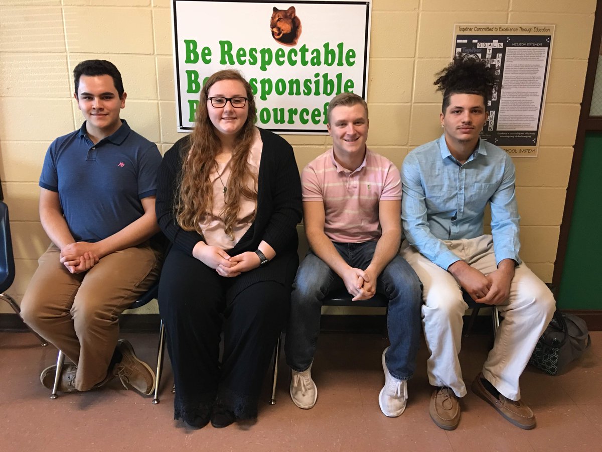 WaterlooHighSch's tweet photo. Waterloo Mock Job Interviews - Organized by Ms. Bishop
Our students practice their job hunting skills. https://t.co/9d27AA5MVw